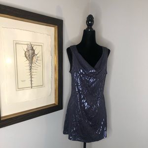 Women’s sequin long armless shirt.